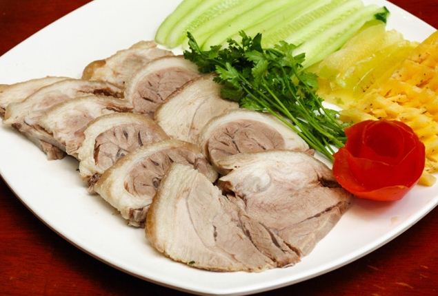 Banh-Trang-Cuon-Thit-Heo-rice-paper-rolls-pork-in-Da-Nang